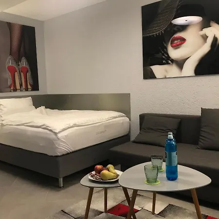 Am Frankfurter Airport Appartement *